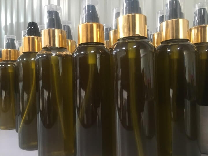 Hair-oil-hydrosols-manufacturer-at-aadhunik