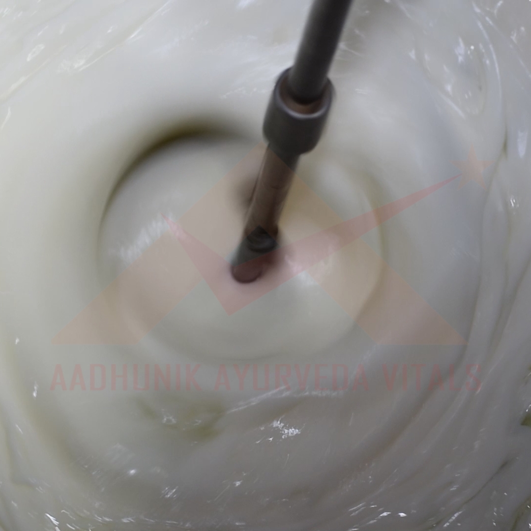 world-best-organic-cosmetic-products-manufacturers.jpg